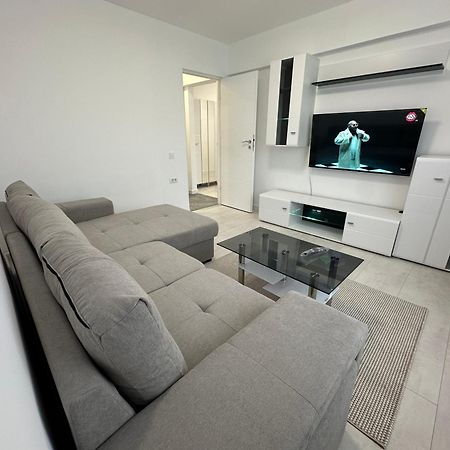 Appartement Apartament Ultra Central 3 à Hunedoara Extérieur photo
