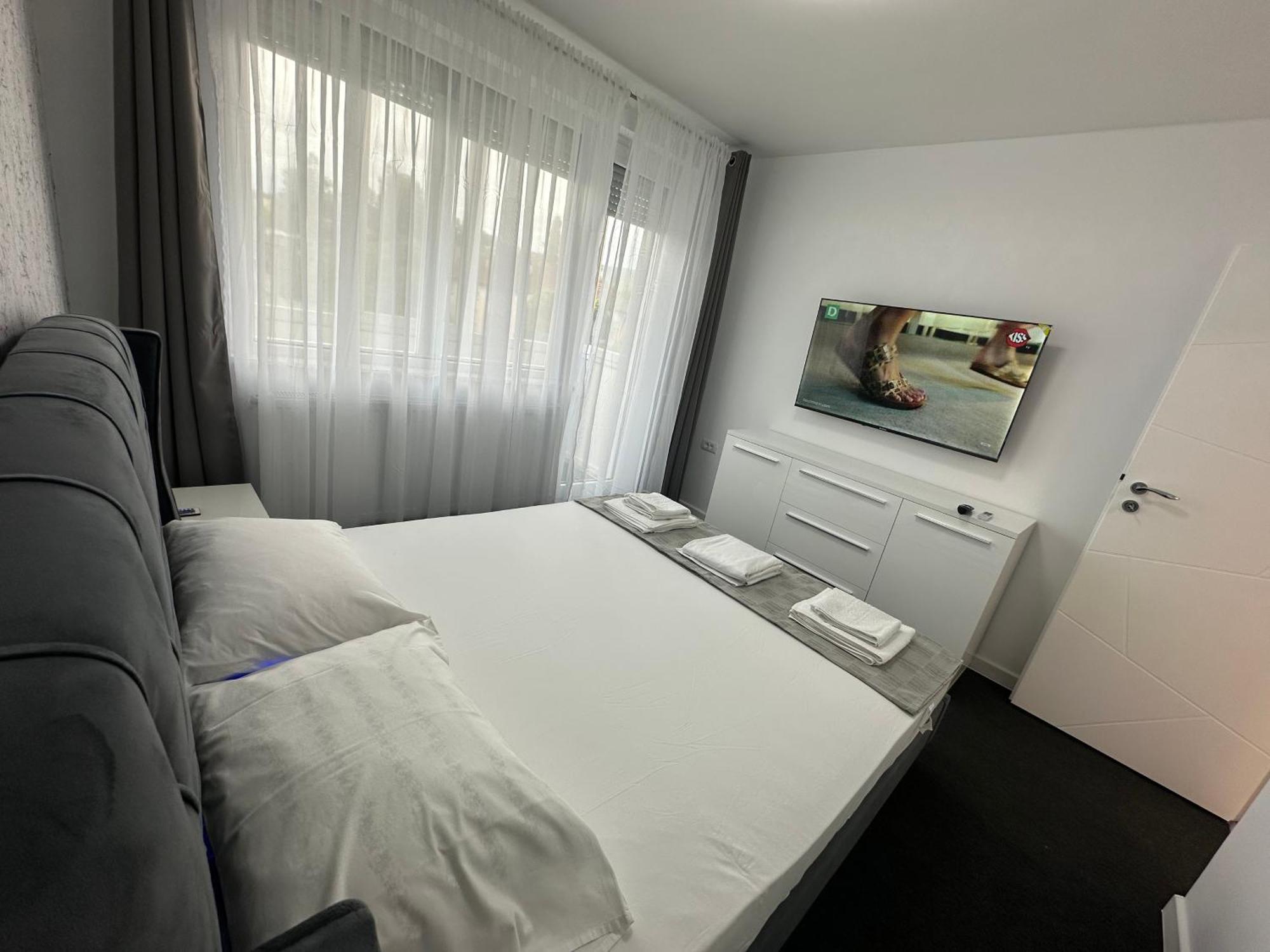 Appartement Apartament Ultra Central 3 à Hunedoara Extérieur photo